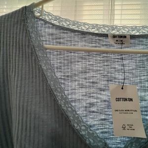 Cotton on three buttoned blouse